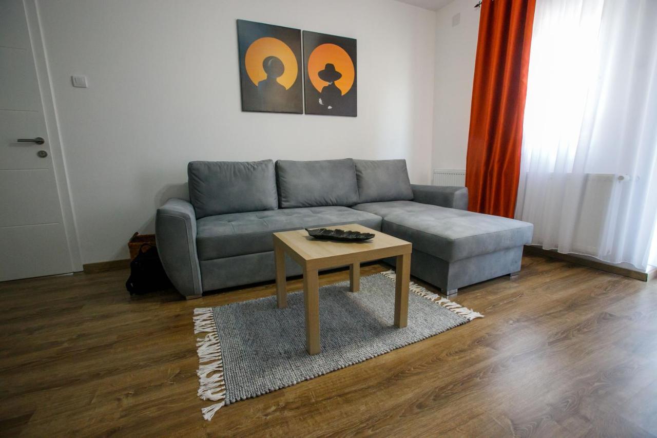 Appartamento Paratetis 1 Palić